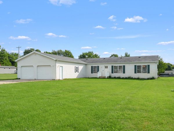 4551 Huntoon Avenue, Watervliet, MI 49098