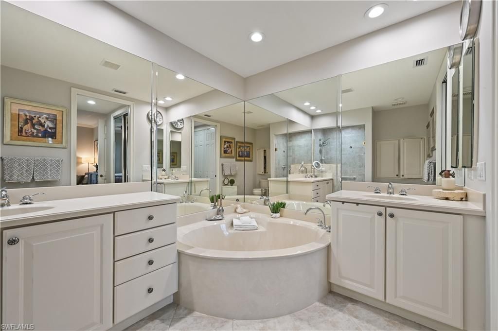 7876 Hawthorne Dr, Unit 1201, Naples, FL 34113 Photo