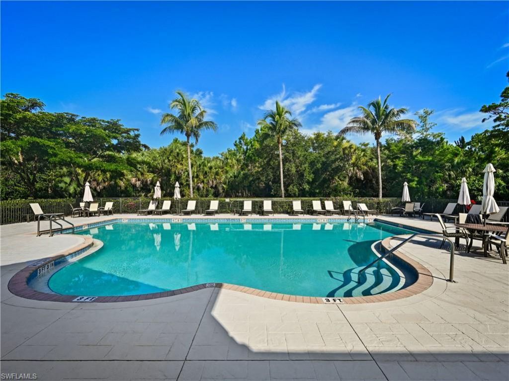 7876 Hawthorne Dr, Unit 1201, Naples, FL 34113 Photo