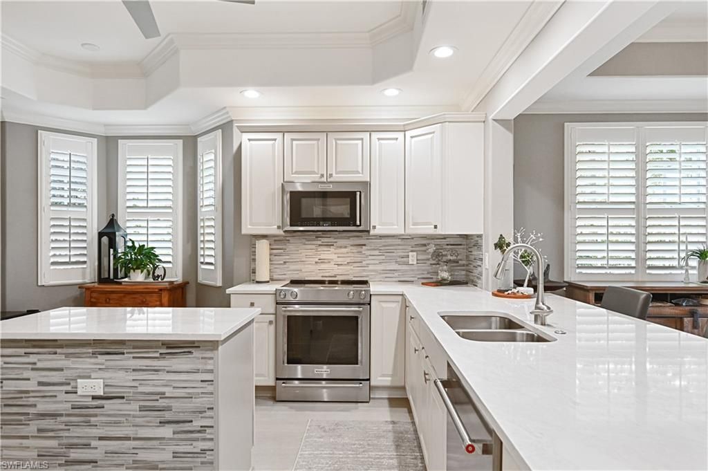 7876 Hawthorne Dr, Unit 1201, Naples, FL 34113 Photo