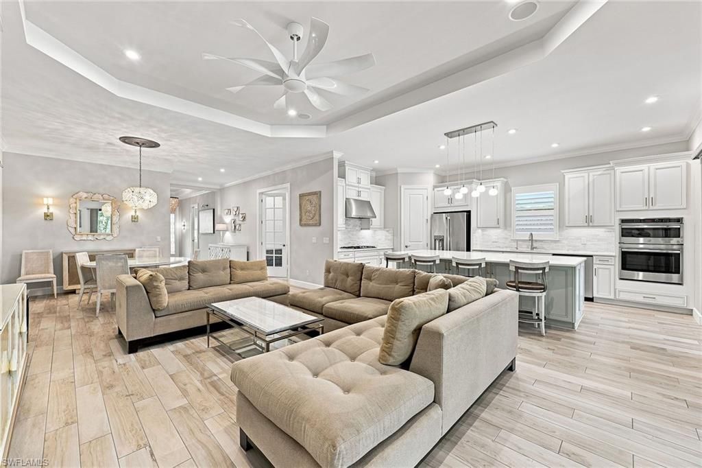9356 Montelanico Loop, Naples, FL 34119 Photo