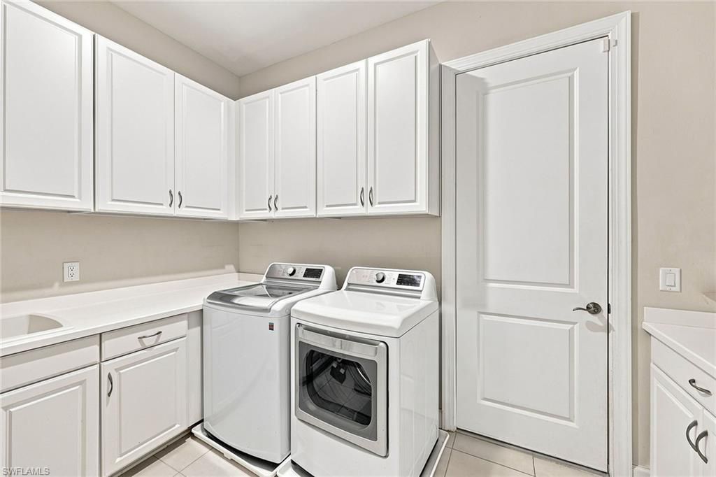 9356 Montelanico Loop, Naples, FL 34119 Photo