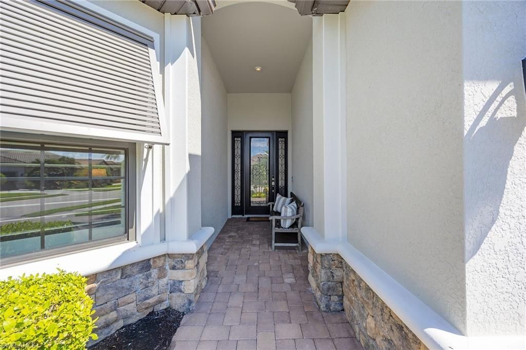 9356 Montelanico Loop, Naples, FL 34119 Photo