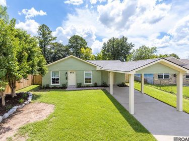 1345 Michigan Ave, Port Allen, LA 70767
