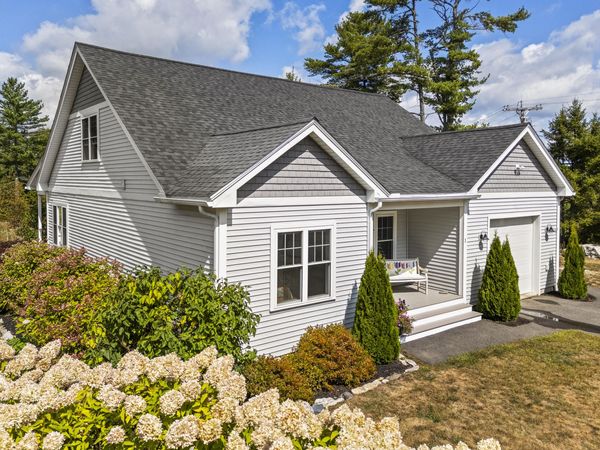 1 Captain's Way, Southport, ME 04576