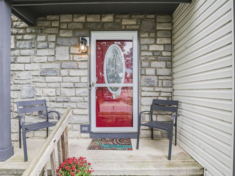 6769 Kristins Cove Lane, Canal Winchester, OH 43110 Photo 3
