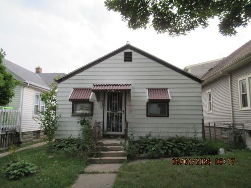 Main Photo