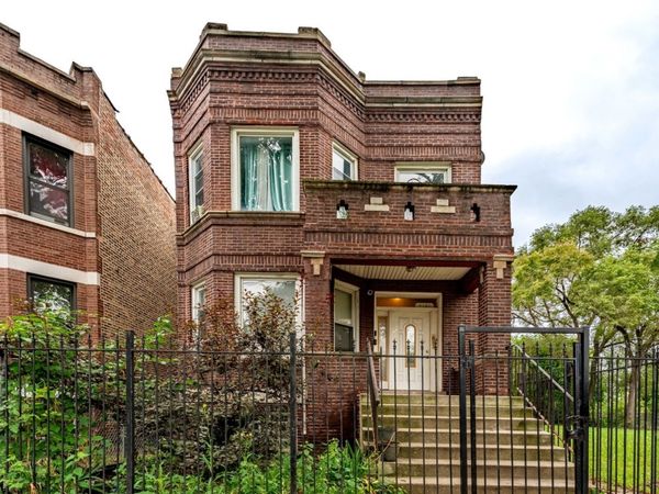 4141 W Monroe Street , Chicago, IL 60624