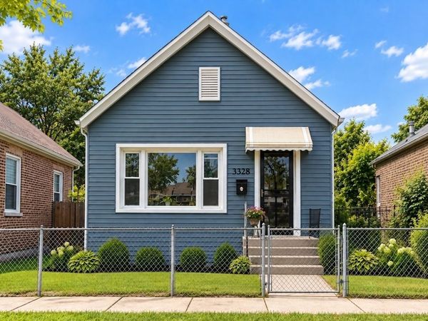 3328 S Bell Avenue, Chicago, IL 60608