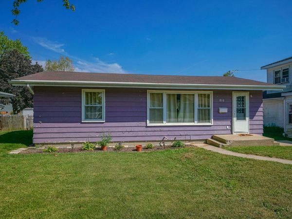 810 S Congress Avenue , Polo, IL 61064