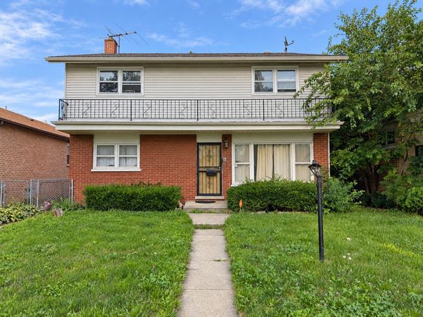 15923 Vine Avenue , Harvey, IL 60426