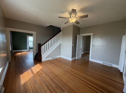 Main Photo