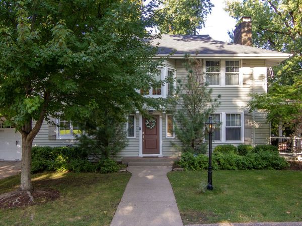 315 Ridgewood Avenue, Davenport, IA 52803