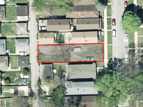 8448 S Muskegon Avenue , Chicago, IL 60617