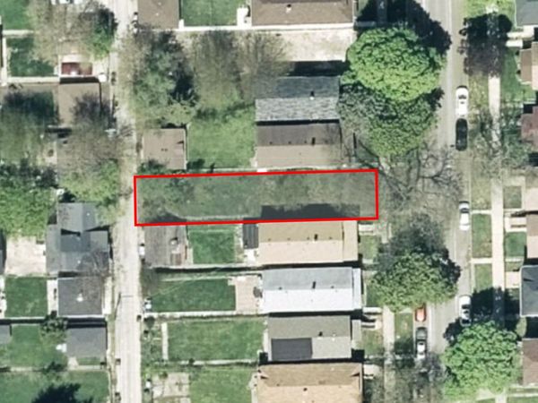 8532 S Colfax Avenue , Chicago, IL 60617