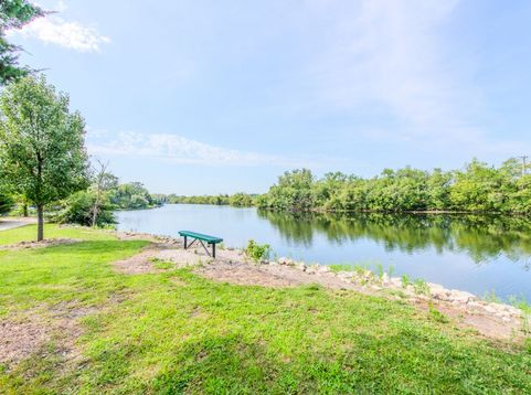 Main Photo