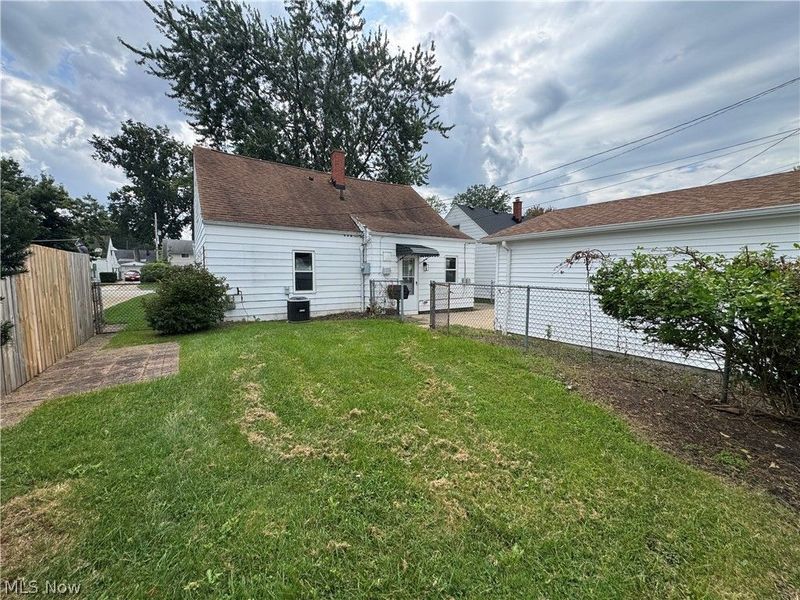26381 Drakefield Avenue, Euclid, OH 44132 Photo 22