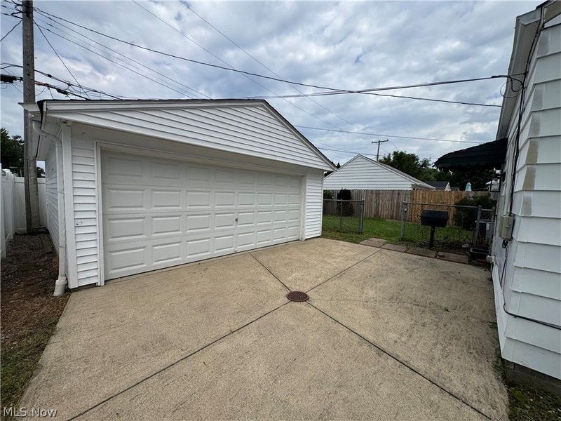 26381 Drakefield Avenue, Euclid, OH 44132 Photo 25