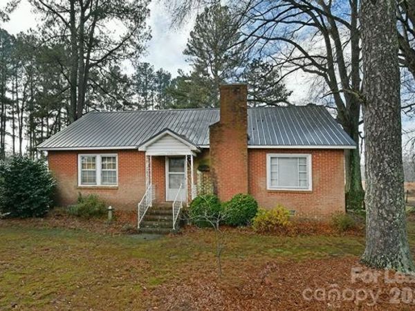 1850 Landis Highway , Mooresville, NC 28115