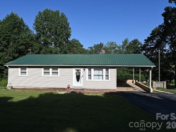 5190 Hidden Acres Lane, Granite Falls, NC 28630
