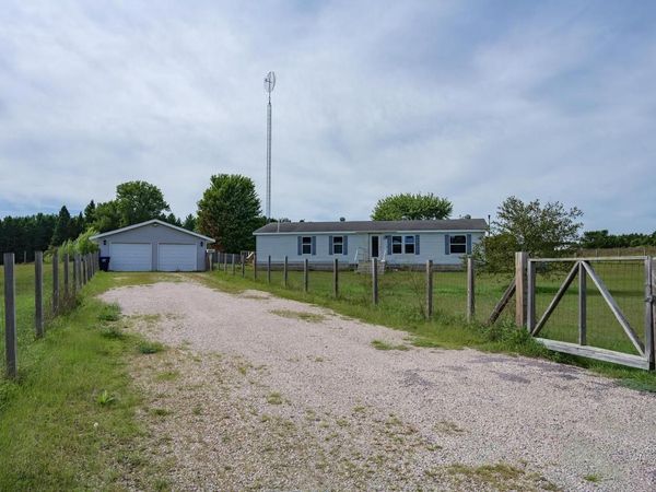 3167 W 13th Lane, Wisconsin Dells, WI 53965