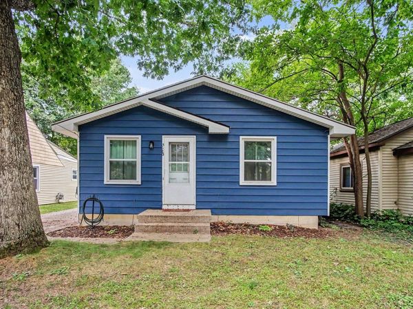 5123 Carson Avenue SW, Wyoming, MI 49548