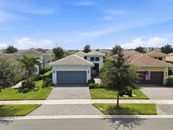 5224 BARNETT CIRCLE , BRADENTON, FL 34211