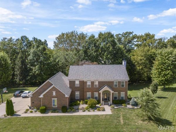 1319 Merganser Boulevard, Swansea, IL 62226