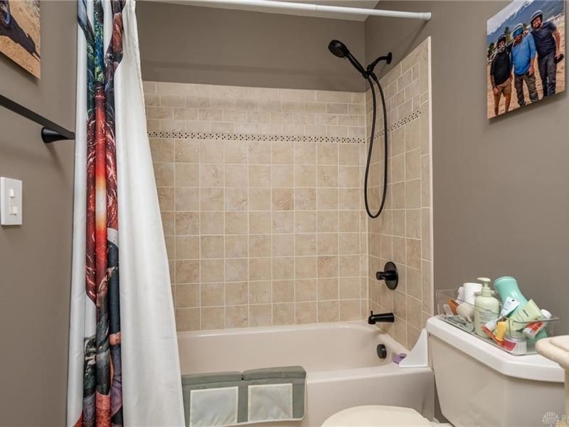 8965 Zoellner Drive, Colerain Township, OH 45251 Photo 20
