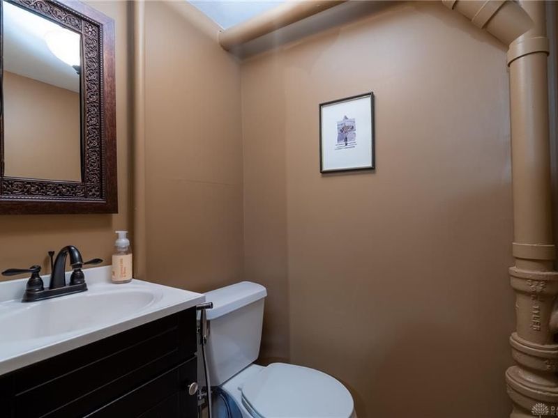 8965 Zoellner Drive, Colerain Township, OH 45251 Photo 24