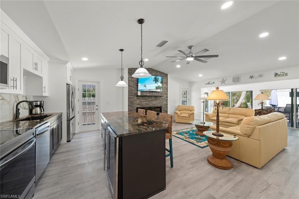 534 Piedmont Rd, Sanibel, FL 33957 Photo