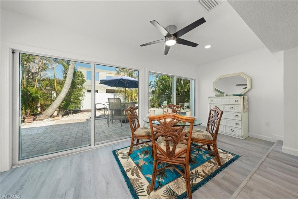 534 Piedmont Rd, Sanibel, FL 33957 Photo