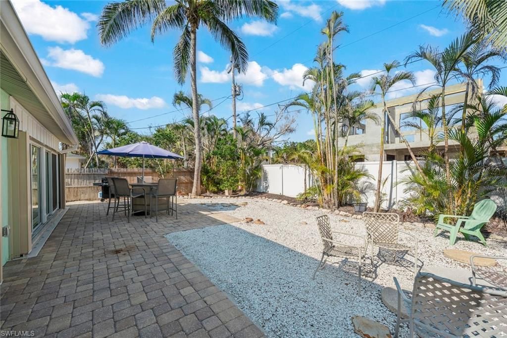 534 Piedmont Rd, Sanibel, FL 33957 Photo