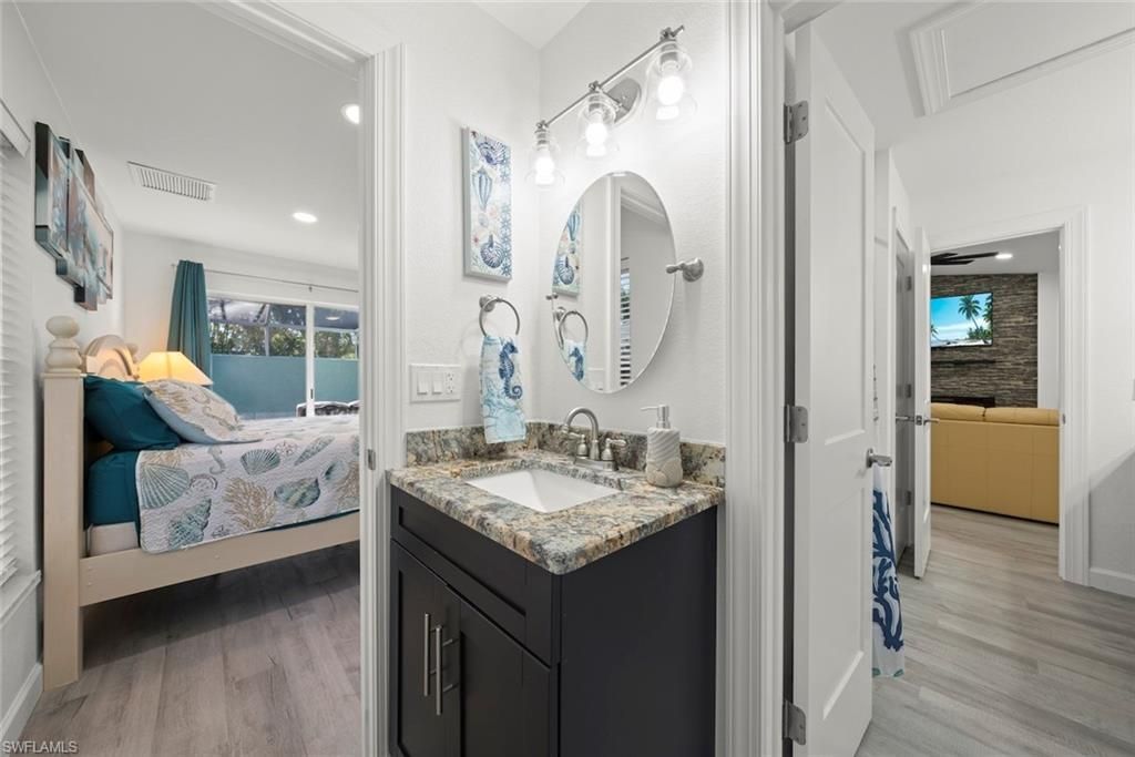 534 Piedmont Rd, Sanibel, FL 33957 Photo