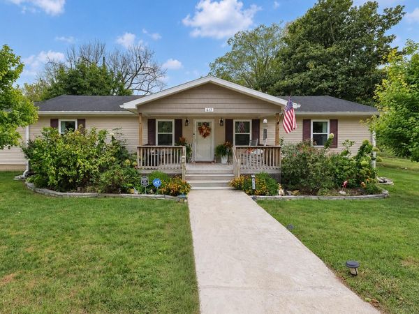 617 E Poplar Street, Boonville, IN 47601