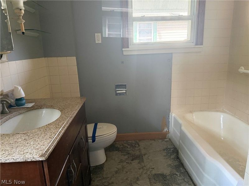 156 Aqueduct Street, Akron, OH 44303 Photo 14