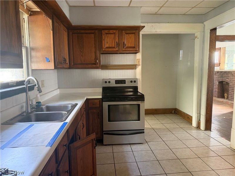 156 Aqueduct Street, Akron, OH 44303 Photo 8