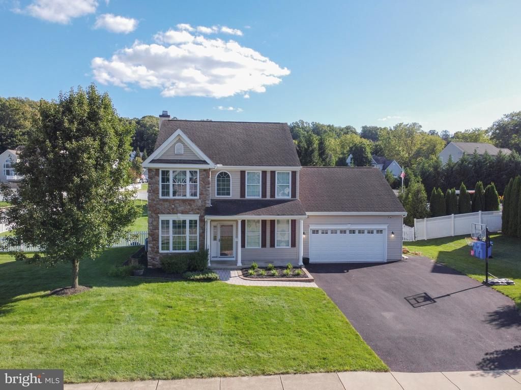 598 7TH AVENUE, PARKESBURG, PA 19365