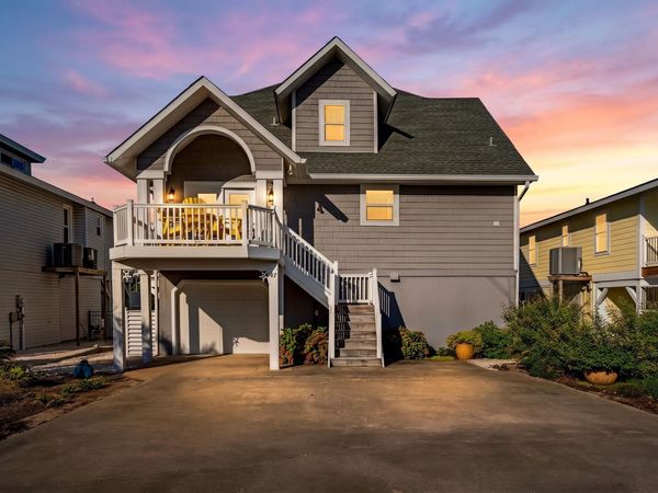 27 Monroe St., Ocean Isle Beach, NC 28469