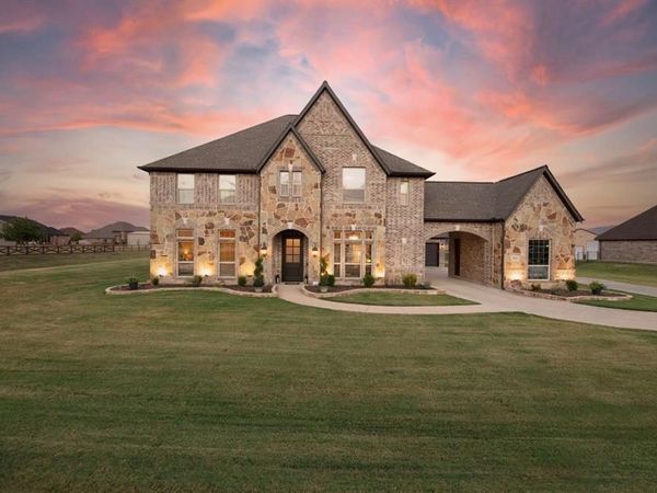 9411 Tay Lane, Justin, TX 76247