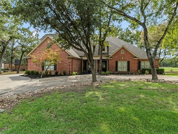 149 Saint Andrews Drive E, Mabank, TX 75156