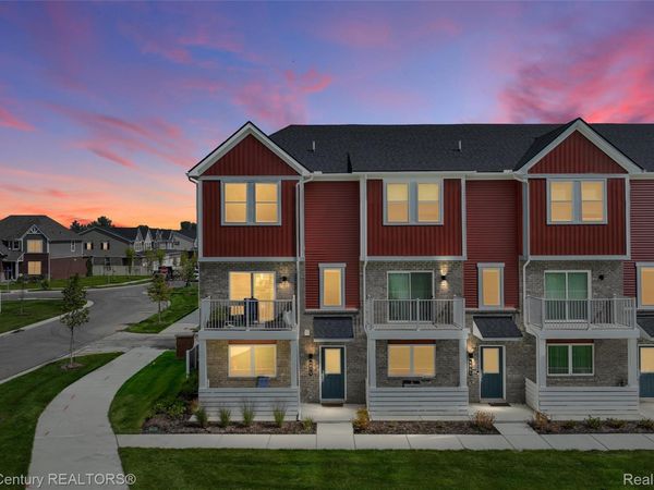 4875 Parkside Lane , Troy, Mi 48085
