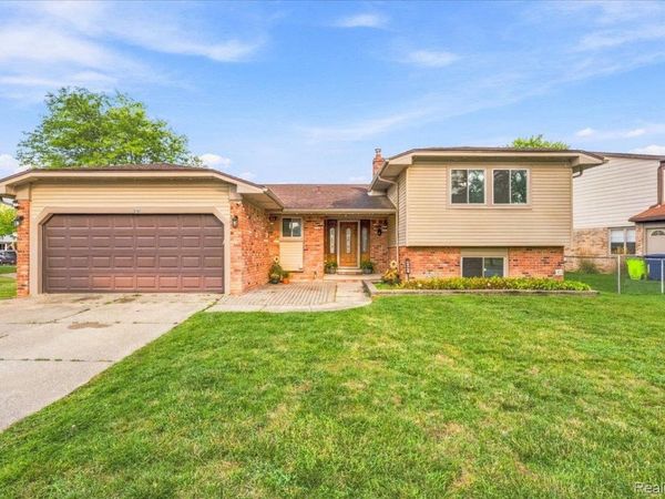 6767 Longwood Road , Canton Township, Mi 48187