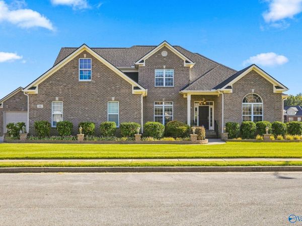 180 River Walk Trail, New Market, AL 35761