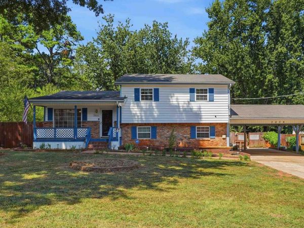3606 Cedarhill Avenue NW, Huntsville, AL 35810