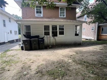 1264 Pondview Avenue Akron, OH 44305