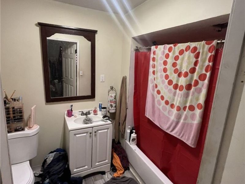 1264 Pondview Avenue, Akron, OH 44305 Photo 9
