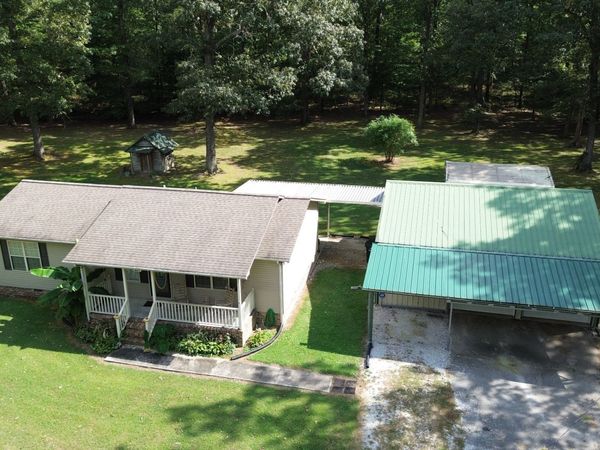 205 Swift Ln, Tullahoma, TN 37388