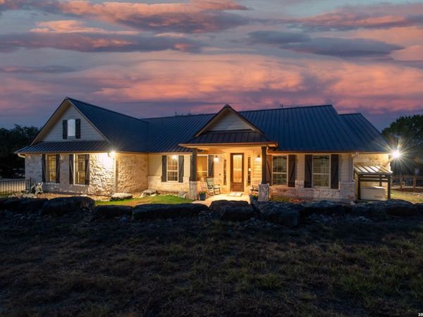 824 Shelly, Canyon Lake, TX 78133