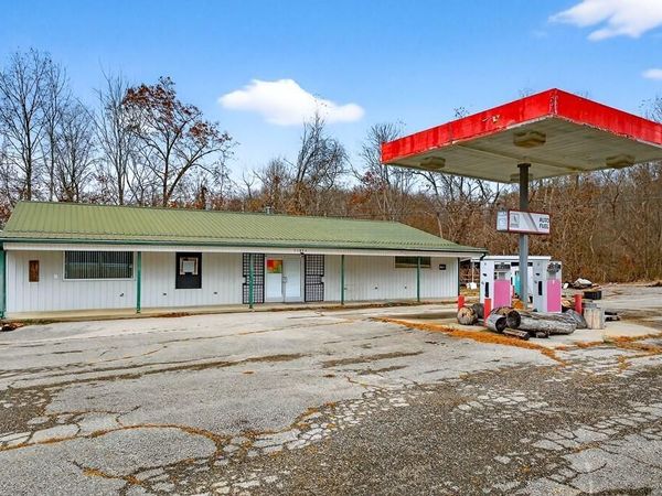 11855 Nashville Hwy, Baxter, TN 38544